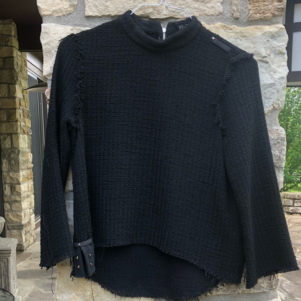 Zara Long Sleeve Detailed Top